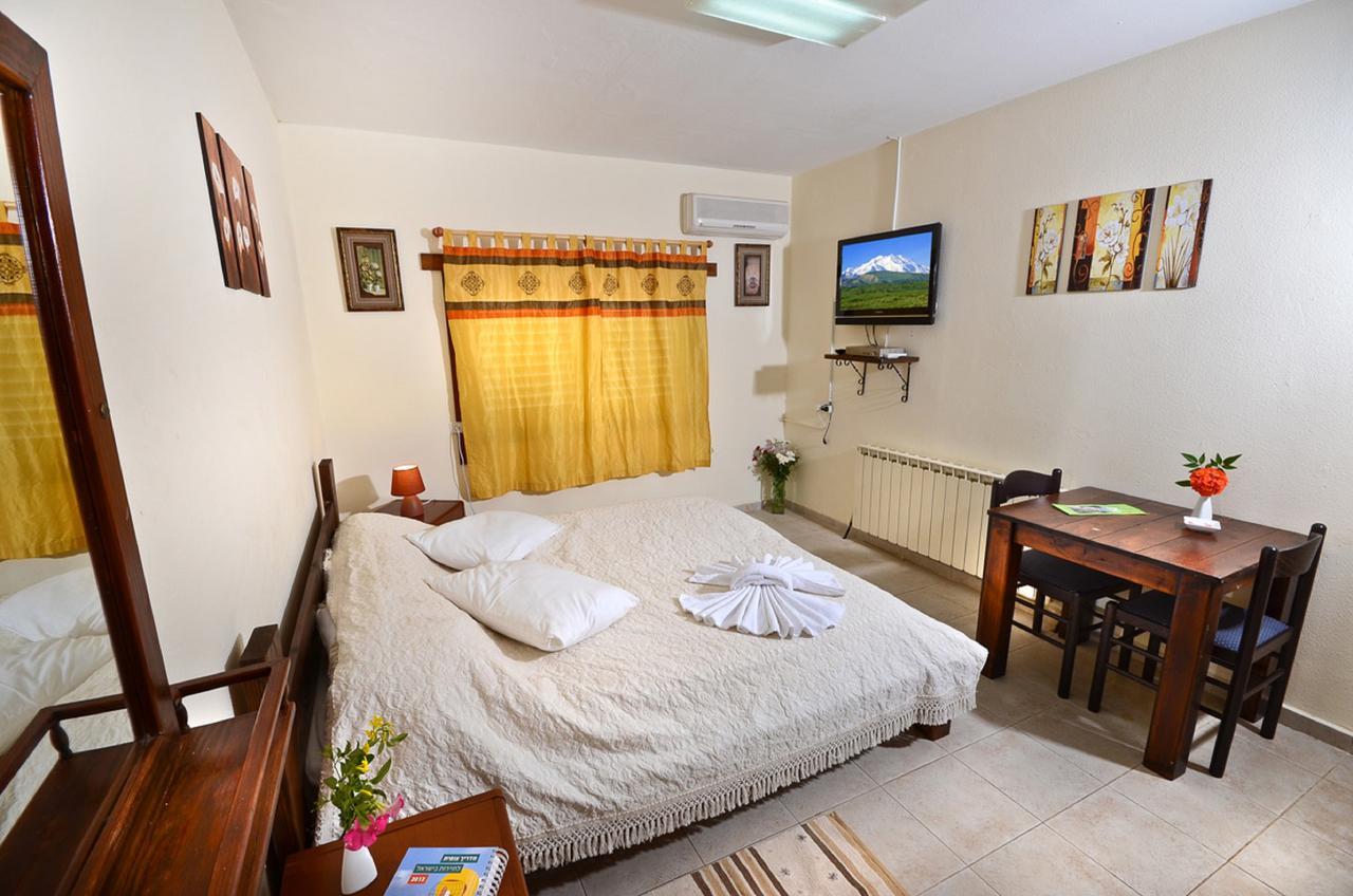 Bed and Breakfast Odem Country Lodging Екстер'єр фото