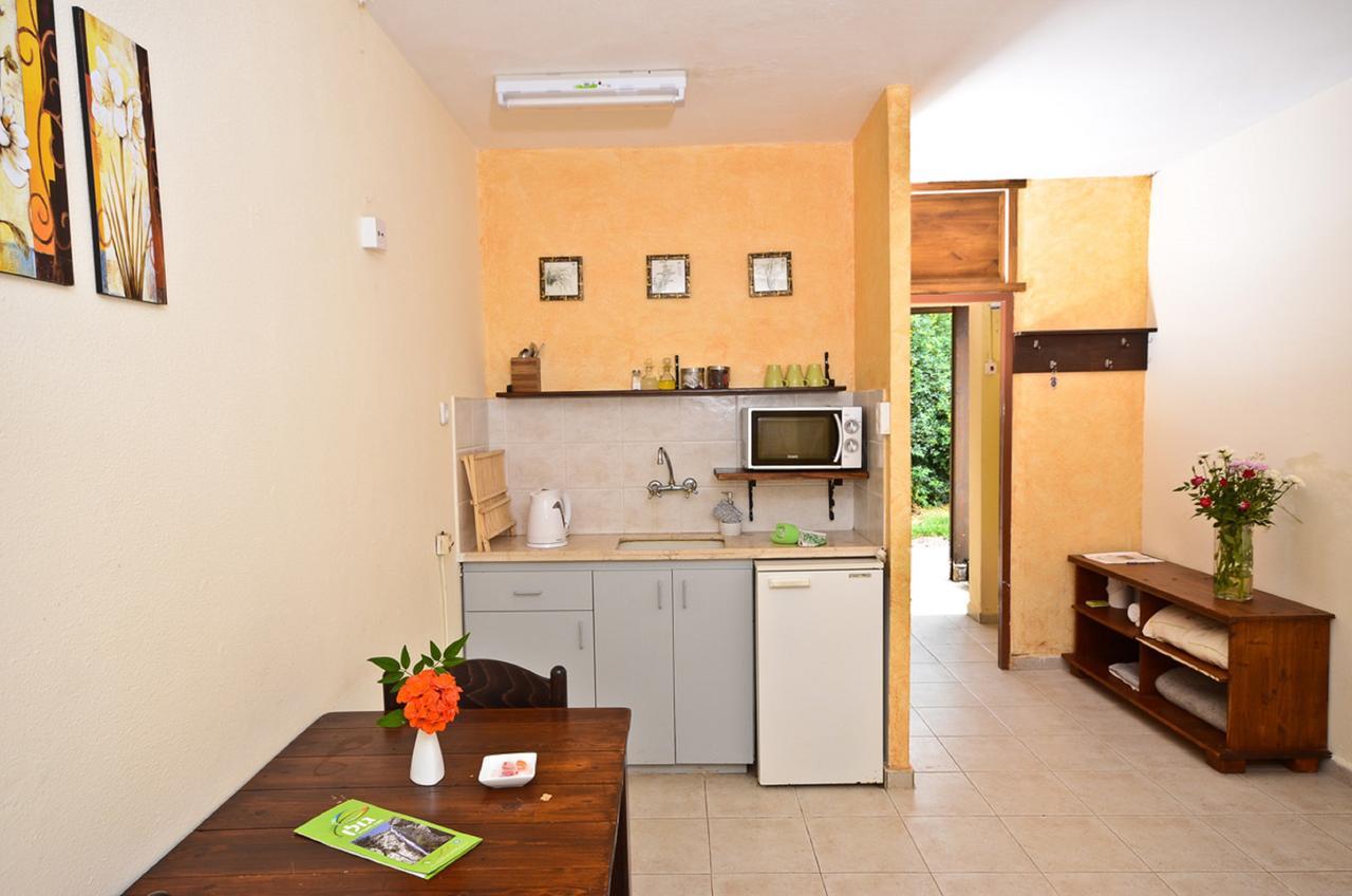 Bed and Breakfast Odem Country Lodging Екстер'єр фото